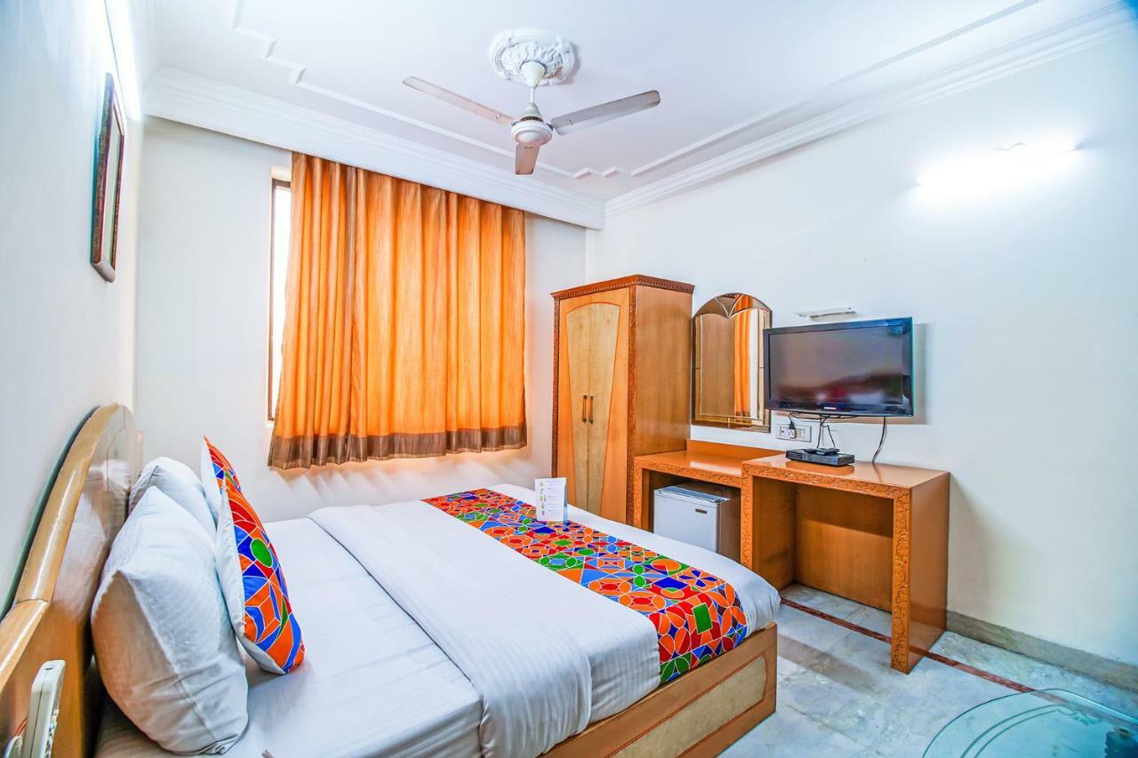 Fabhotel Ashu Palace Karol Bagh Deli Exterior foto