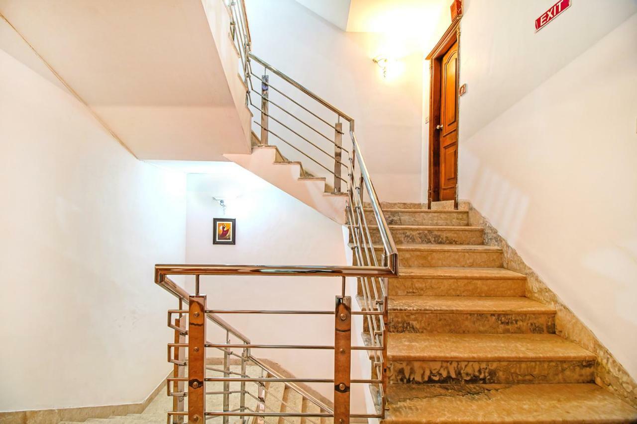 Fabhotel Ashu Palace Karol Bagh Deli Exterior foto