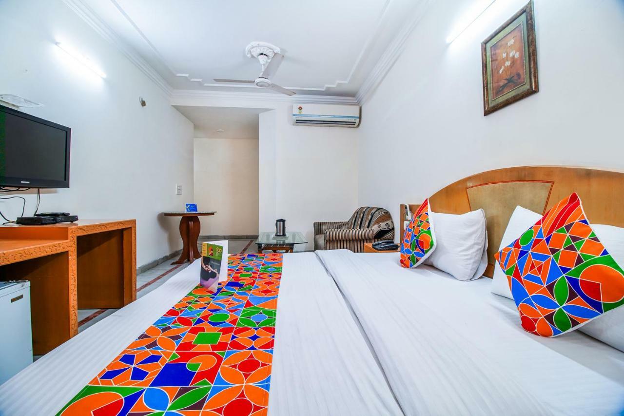 Fabhotel Ashu Palace Karol Bagh Deli Exterior foto